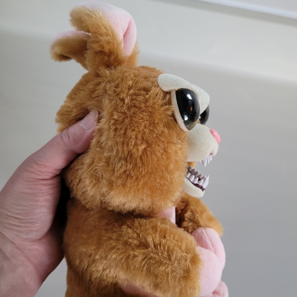 Feisty Pets "Vicky Vicious" Bunny Plush 2015 - Picture 5 of 15